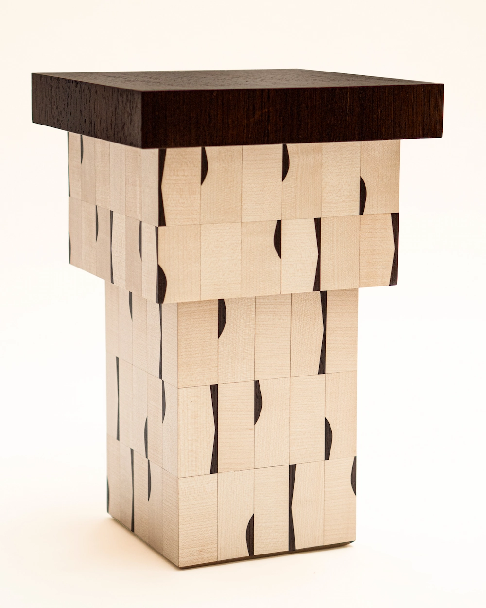 Perle Side Table - Hermine Torikian x Studio Ziricote - Wood Marquetry2 Studio Ziricote - Furniture Consultancy and FF1E procurement studio - Nightstand with wood marquetry